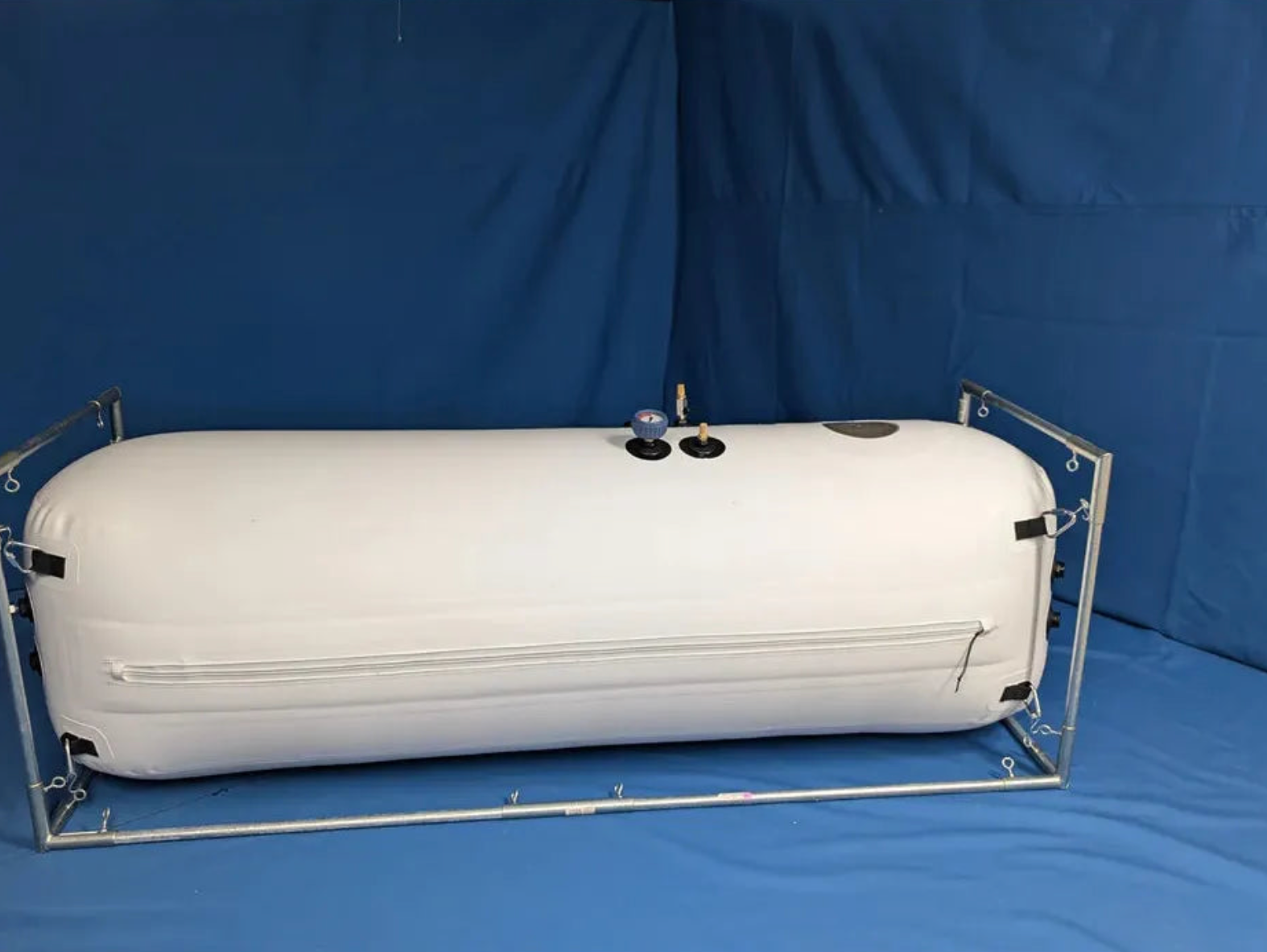 Newtown Hyperbarics C4-27 Hyperbaric Chamber for Home, Office, and Clinical Use in White