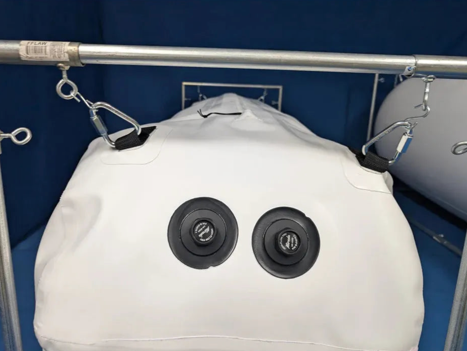 Newtown Hyperbarics C4-27 Hyperbaric Chamber for Home, Office, and Clinical Use in White