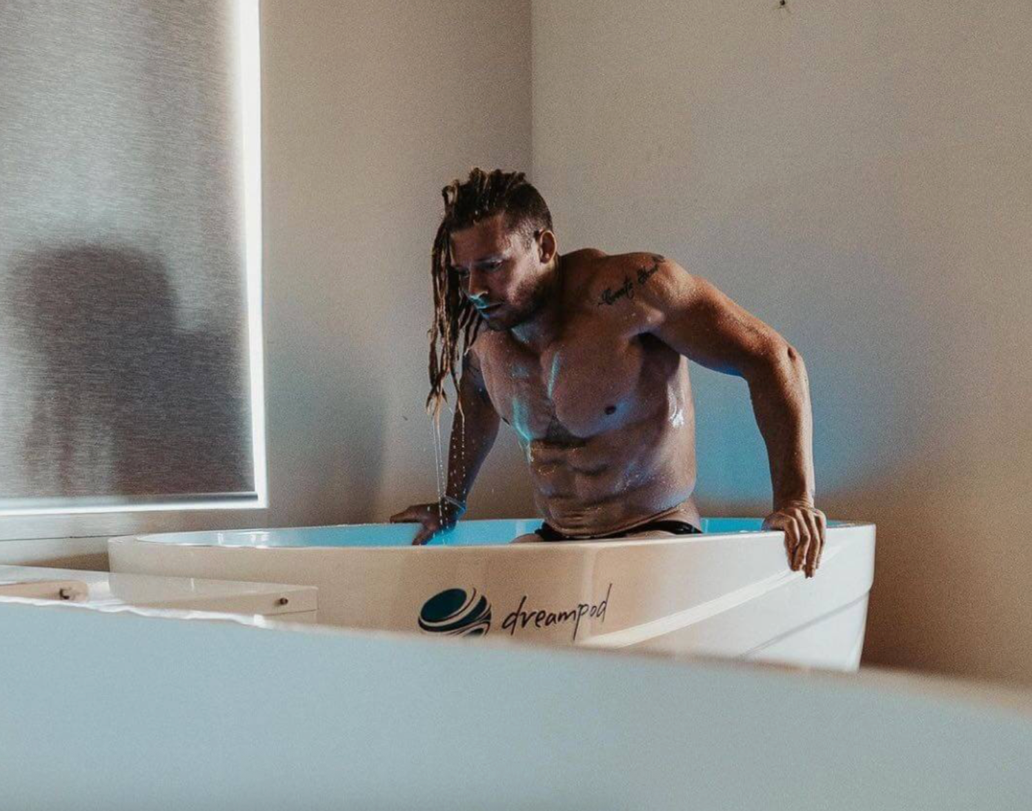 DreamPod Ice Bath with Chiller in White