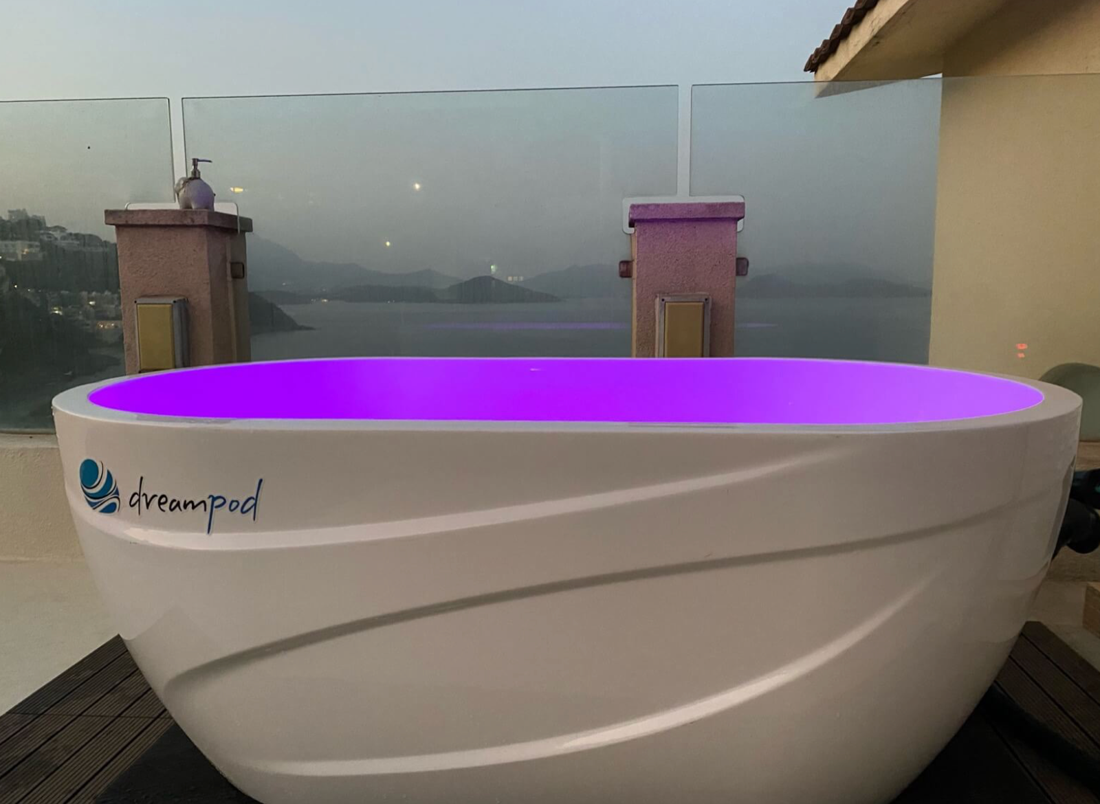 DreamPod Ice Bath with Chiller in White