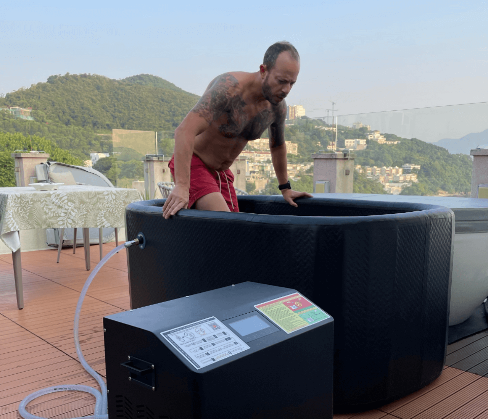 Dreampod Cold Plunge Barrel FLEX with Chiller In Black