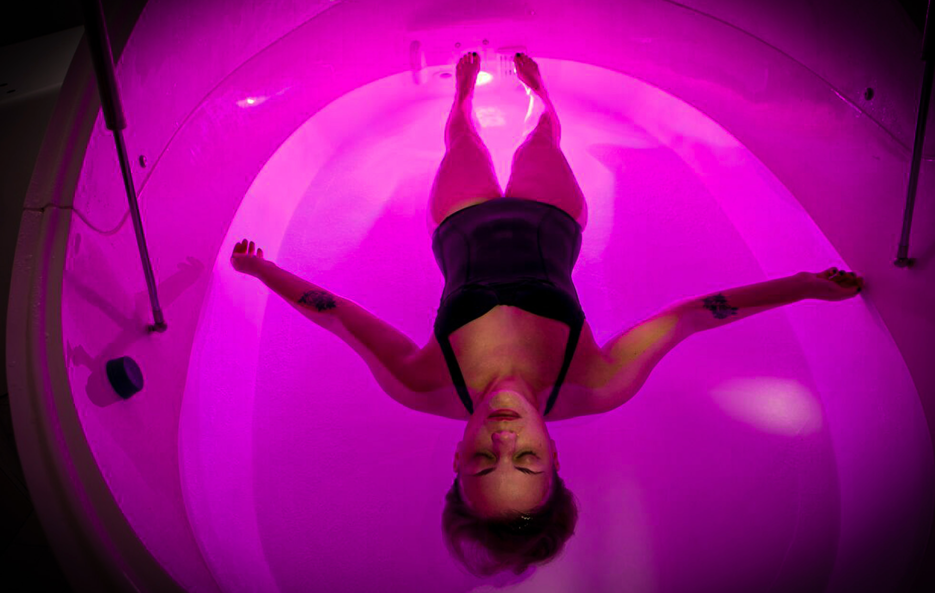 DreamPod Vmax Float Pod in White